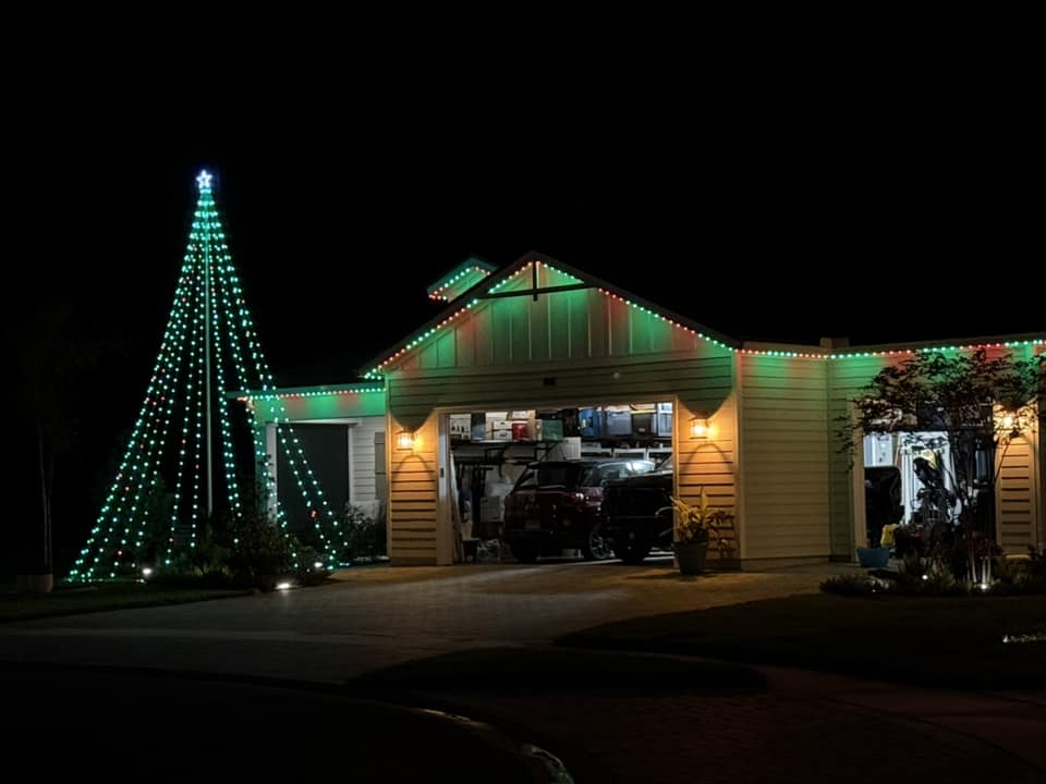 Dream Flagpole Christmas Tree Lights Gen 4