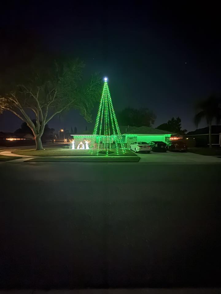 Dream Flagpole Christmas Tree Lights Gen 4
