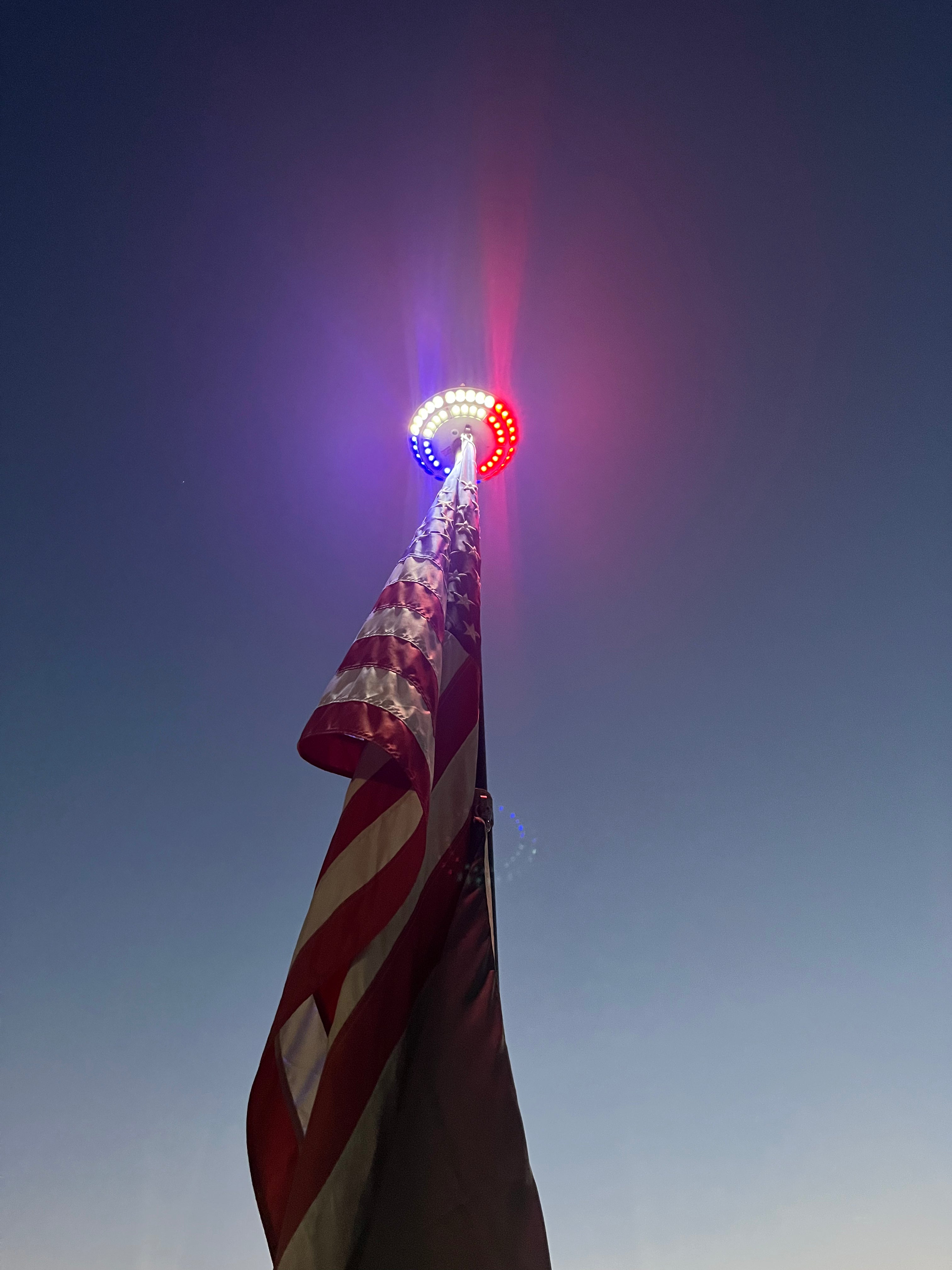 Sirius FIRE Solar Power Flagpole Light