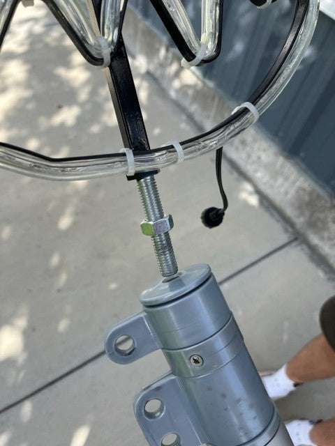 Halloween Skull Flagpole Finial & Jolley Roger Flag