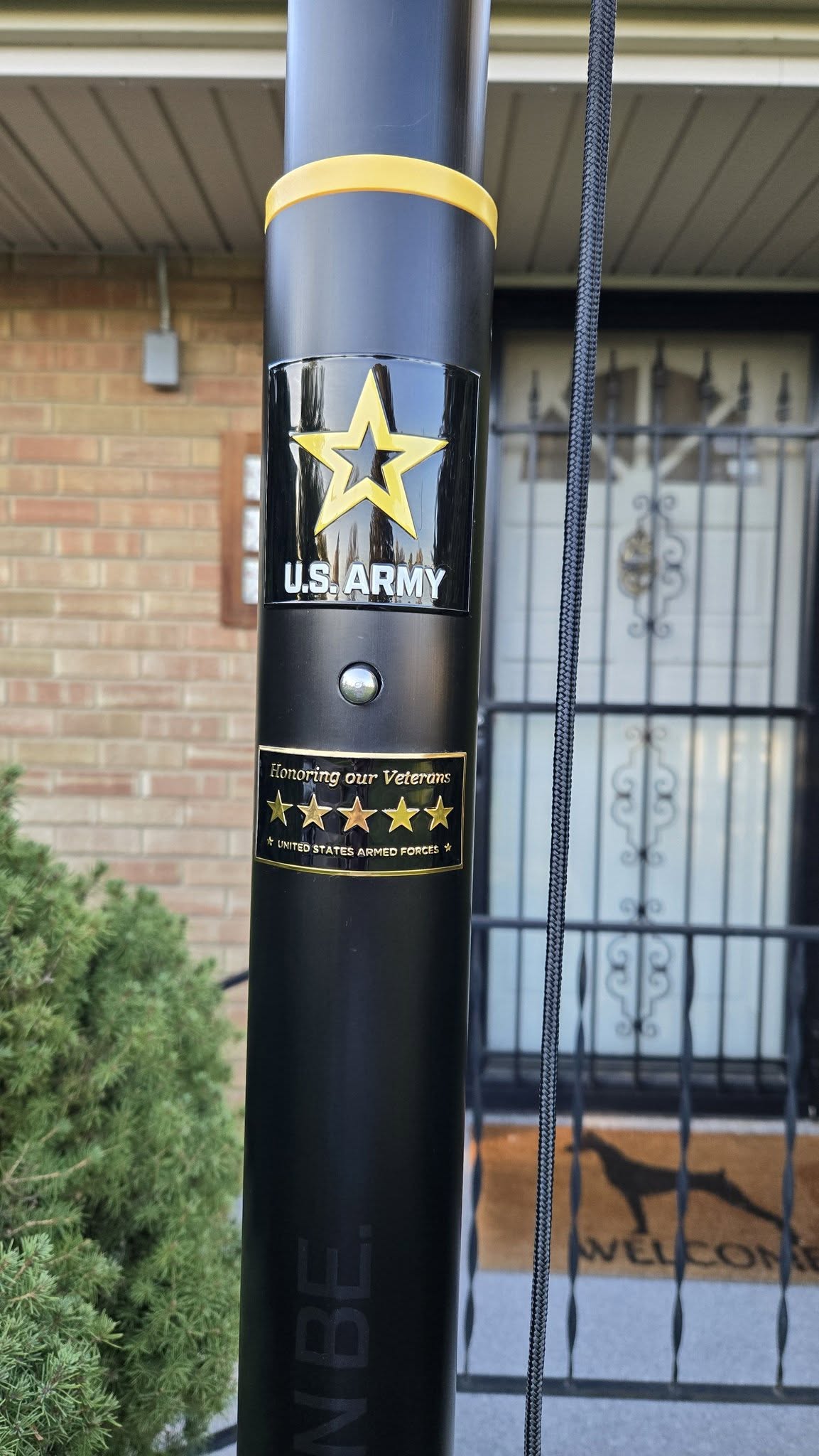 Memorial Flagpole Plaques Gold/Black